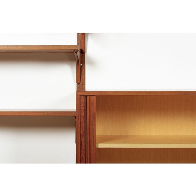 1960s Mid Century Danish Hg Teak Wood Modular Wall Unit Shelving & Bookcase For Sale - Image 5 of 13