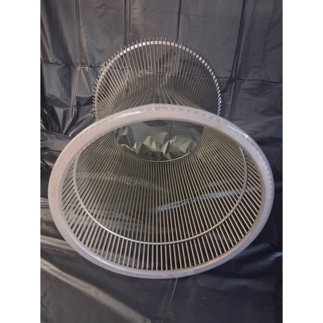 Metal Mid Century Modern Authentic Warren Platner for Knoll / Side Table For Sale - Image 7 of 8