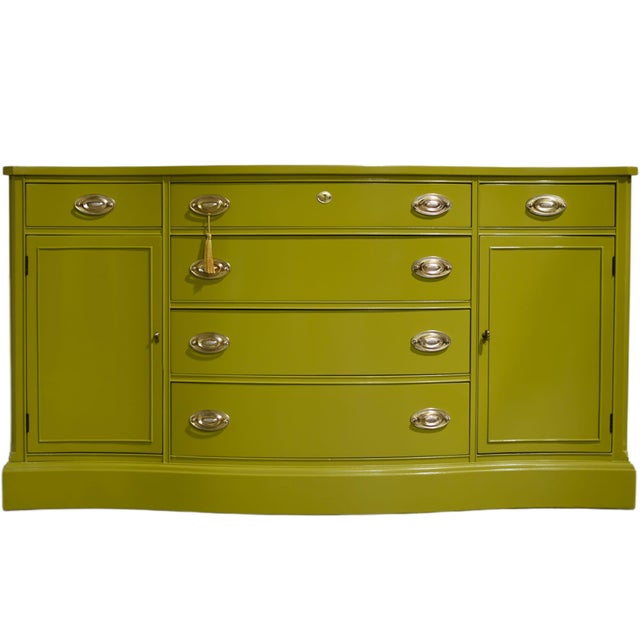 Mid Century Federal Style Serpentine Front Credenza by Bassett Furniture in Green - Newly Painted For Sale - Image 15 of 15