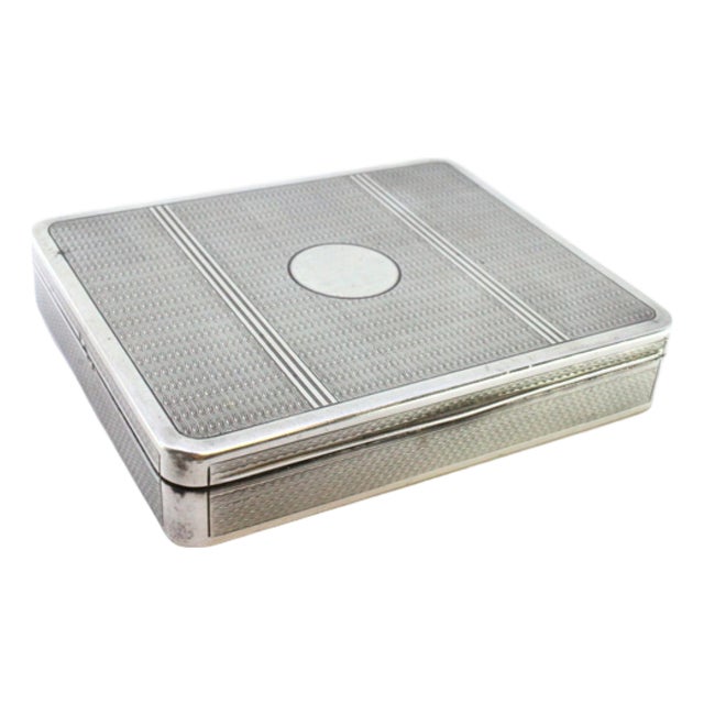 Snuffbox in Guilloche Silver with Raised Friezes For Sale