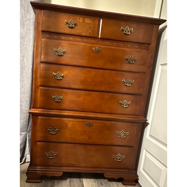 Chippendale Vintage Late 20th Century Stanley “Open Home” Highboy Dresser For Sale - Image 3 of 11