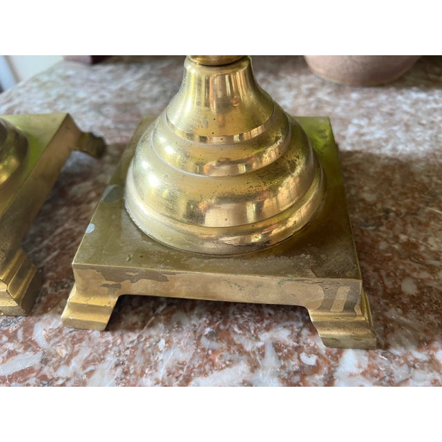 English 1970s Pair of Vintage Brass Candlesticks With Acrylic Bobeches and Crystals For Sale - Image 3 of 5