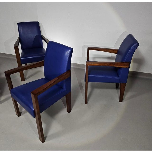 Beautiful condition / Hugues Chevalier conference Ying Bridge chair This piece has an attribution mark, I am sure that it...