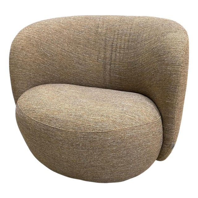 Wendelbo Ovata Scandinavian Modern Swivel Lounge Chair For Sale