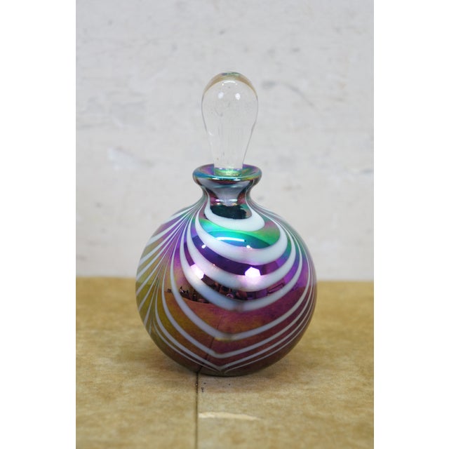 Late 20th Century Vintage Iridescent Art Glass Pulled Feather Perfume Bottle & Applicator 5" For Sale - Image 5 of 15