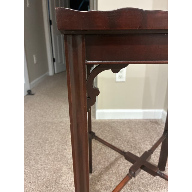 Imperial Furniture, Grand Rapids Vintage Imperial Furniture End Table, Grand Rapids For Sale - Image 4 of 10
