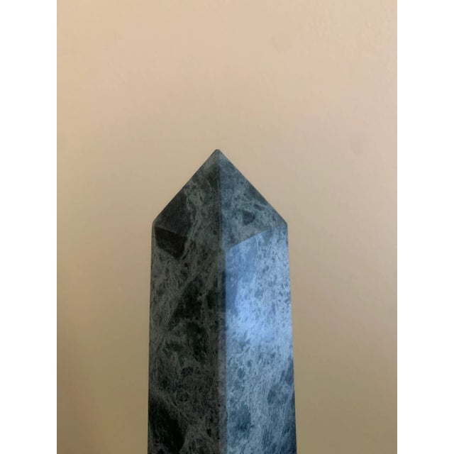 Green Marble Obelisk With Dramatic Veining For Sale - Image 9 of 11