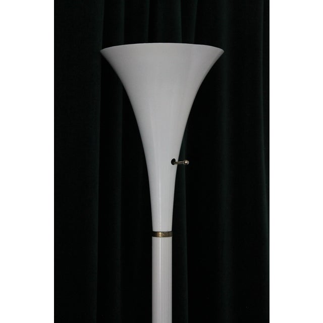 Classic Laurel style trumpet shaped torchiere floor lamp in white with gold/brass details. Amazing MCM or postmodern vibes...