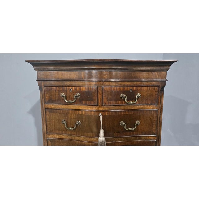 Vintage Mahogany Serpentine Chest of Drawers, 1920 For Sale - Image 3 of 13