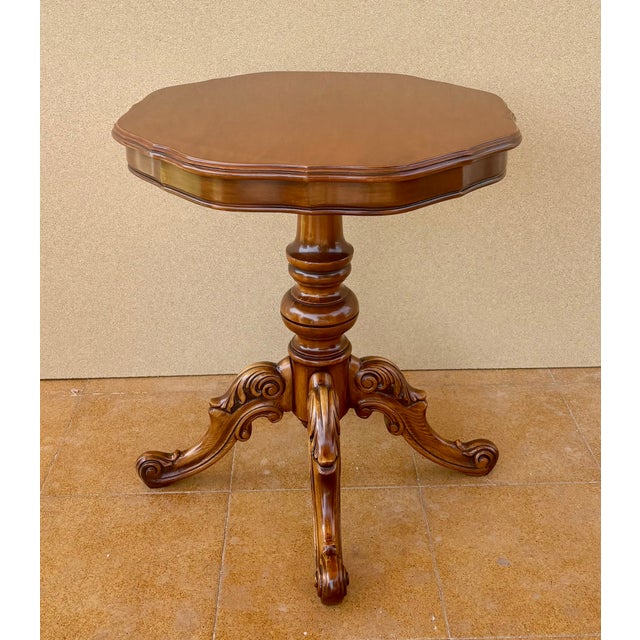 20th Century Spanish Carved Wood Pedestal Side Table, 1950 For Sale - Image 9 of 16