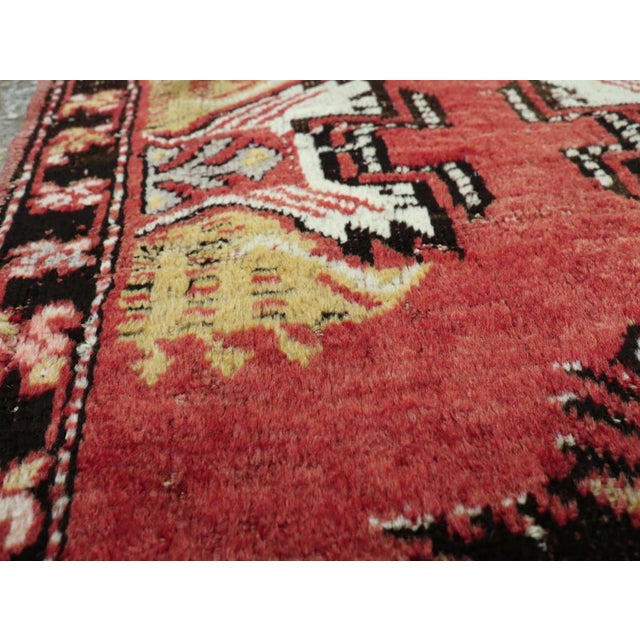 Tribal Galerie Shabab Collection Mid-20th Century Turkish Oushak Rug For Sale - Image 3 of 6
