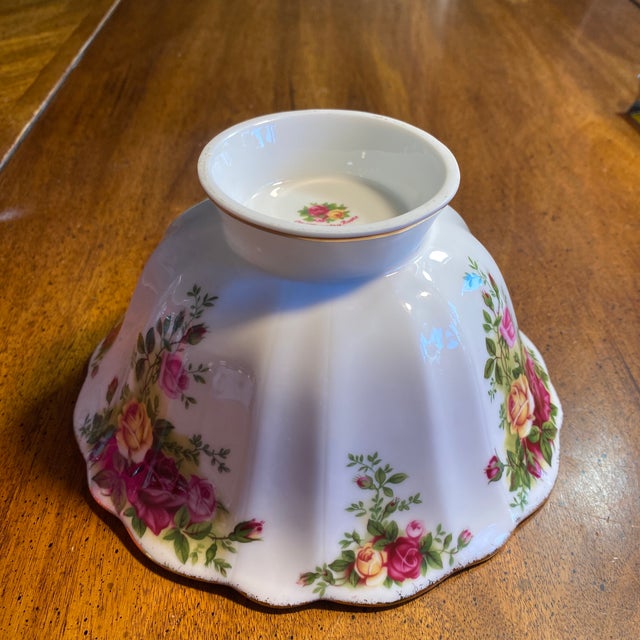 Ornamental & Decorative Materials 1960s Royal Albert Old Country Roses 6.5” Footed Bowl For Sale - Image 7 of 12