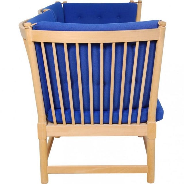 Børge Mogensen 2-seater Spoke Back sofa, model 1789, with a solid beech frame and cushions upholstered with blue fabric....