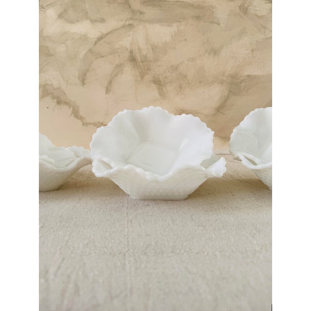 1960s MCM Hazel Atlas Diamond Cut Ruffled Milk Glass Bowls 6.25 Inch Vintage Scalloped Dessert Bowls - Set of 6 For Sale - Image 11 of 11