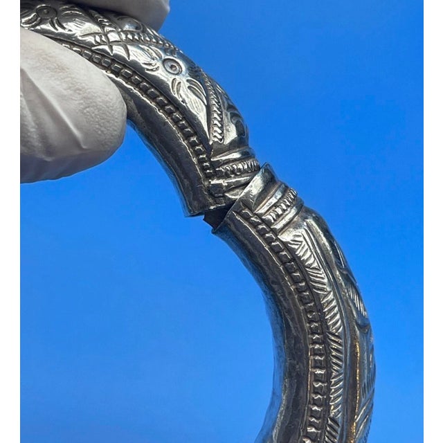 Silver Antique Indian Rajasthan Sterling Silver Hinged Bangle Bracelet For Sale - Image 8 of 12