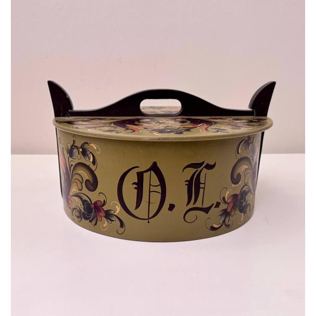 Vintage Norwegian Hand-Painted Bentwood Tine Box With Rosemaling, 1981 For Sale - Image 4 of 10