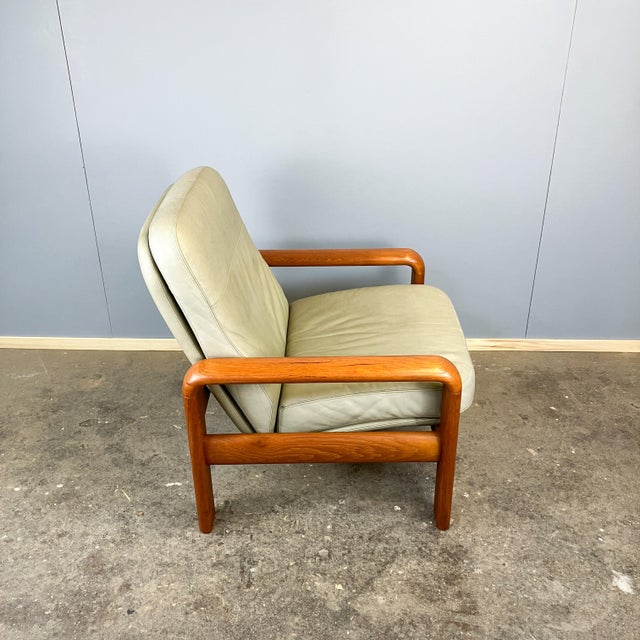 1960s Sofas and Lounge Chairs in Teak and Leather from Dyrlund, 1960s, Set of 3 For Sale - Image 5 of 15