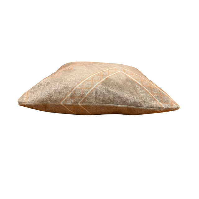 Luxurious Sofa Cushions – Persian Rug InspiredPlush, premium cushions featuring intricate patterns and rich colors...