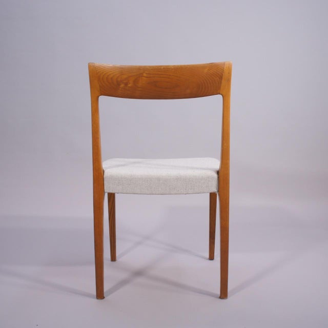 Wood Kontiki Chairs in Walnut and Wool and Cotton Upholstery by Yngve Ekström for Troeds, Sweden, 1950s, Set of 5 For Sale - Image 7 of 9