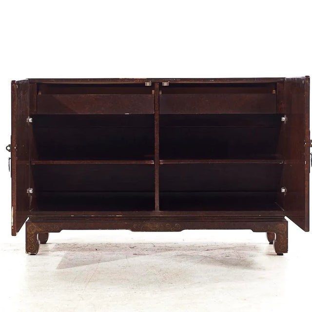 Mario Buatta for John Widdicomb Mid Century Chinoiserie Credenza For Sale In Chicago - Image 6 of 10