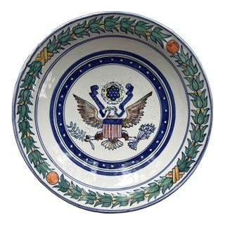 Handpainted Bowl With the Seal of the United States "E Pluribus Unum" ("Out of Many, One") For Sale