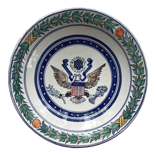 Handpainted Bowl With the Seal of the United States "E Pluribus Unum" ("Out of Many, One") For Sale