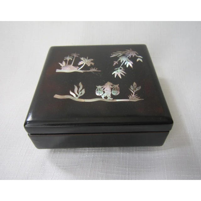 Vietnamese Black Lacquer Box, Mop Inlay For Sale - Image 4 of 8