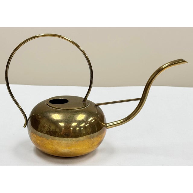 Vintage Sculptural Brass Watering Can For Sale In Kansas City - Image 6 of 7