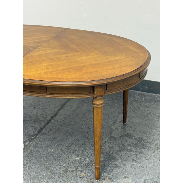 Drexel Esperanto Extension Dining Table, Mid 20th Century. For Sale - Image 9 of 12