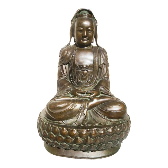 Bronze Buddha Quan Yin, Avalokiteshvara. For Sale