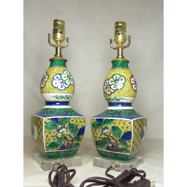 Pair of Japanese Porcelain Kutani Lamps For Sale In San Francisco - Image 6 of 15
