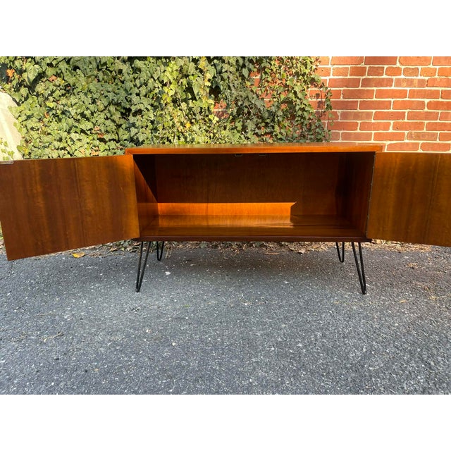 1960s 1960s Mid Century Danish Teak Media & Vinyl Record Cabinet For Sale - Image 5 of 10