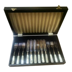 Antique Sheffield England Boxed Fish/Dessert Forks & Knives with Mop Handles- 12 Pieces