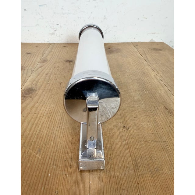 1930s Vintage Art Deco Wall Light with Opal Glass, 1930s For Sale - Image 5 of 14
