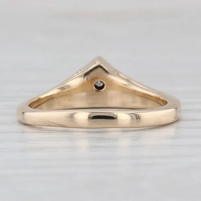 Modern 0.32ctw Diamond Sapphire 3-Stone Ring 14k Yellow Gold Size 6.5 Stackable Band For Sale - Image 3 of 8