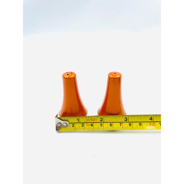 Mid 20th Century Bjorn Engo "Emalox Norway" Pedestal Bowl With Matching Salt & Pepper Set- 3 Pieces For Sale - Image 10 of 13