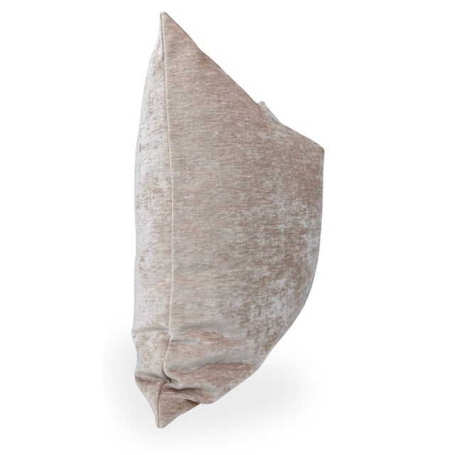 Add A Bright New Look By Using Pillow Covers Made of Designer Fabric! ⭐️ Ships Within 2 Days Luxurious, Blush Velvet...