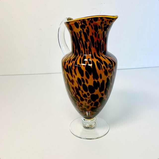 1980s Vintage Italian Boho Chic Hollywood Regency Tortoise Venetian Glass Pitcher. For Sale - Image 11 of 18
