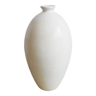 Vintage Farmhouse White Ceramic Milk Pottery Vase For Sale