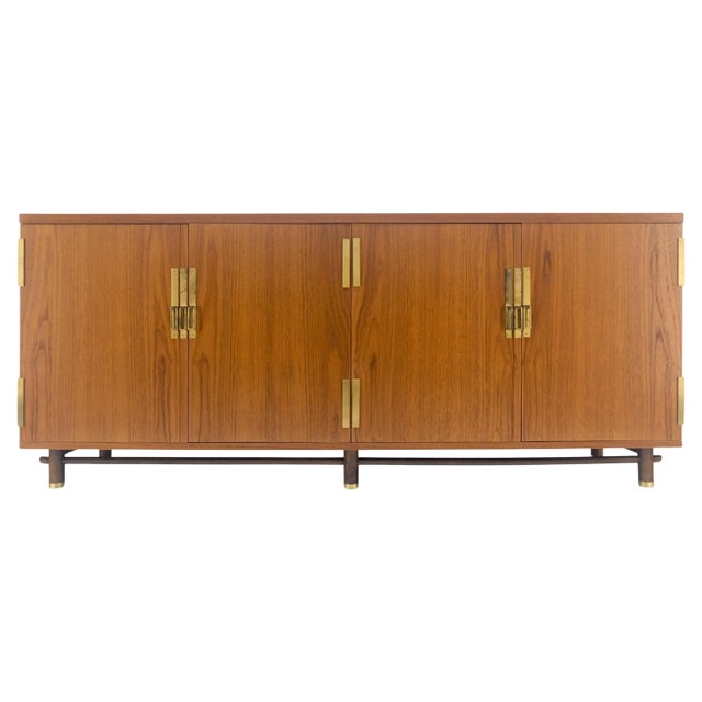 1970s Baker Teak & Brass Double Door Compartment 4 Drawers Credenza Dresser For Sale - Image 5 of 12