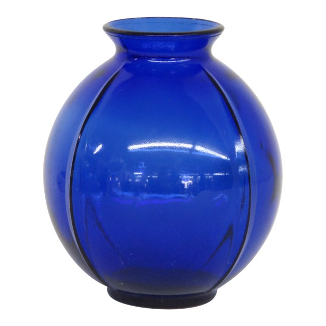 Vintage Cobalt Blue Ribbed Glass Vase 4565b For Sale