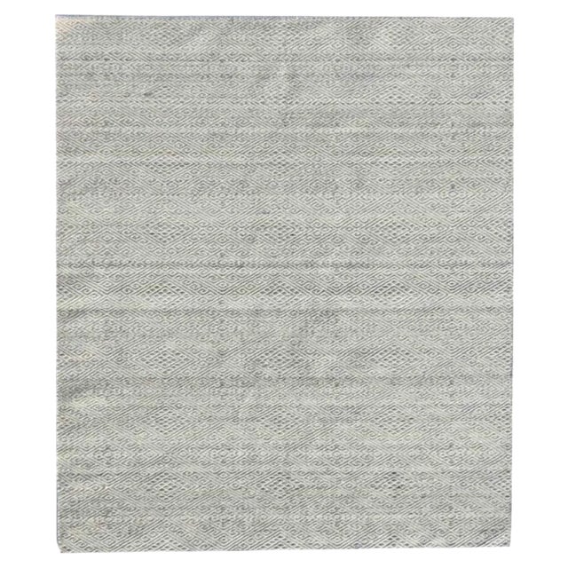 Handwoven European Style Flat Kilim Rug For Sale
