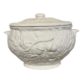 Vintage Traditional White Ironstone Acorns and Leaves Soup Tureen For Sale