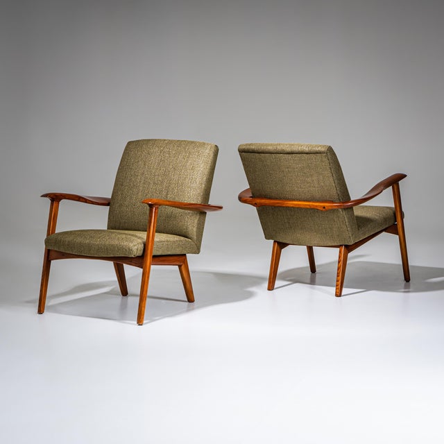 Pair of Lounge Chairs, Probably Italy, Mid-20th Century For Sale - Image 9 of 18