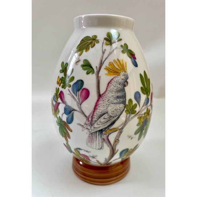 English Vintage Porcelain Hand-Painted Floral & Exotic Parrot Vase For Sale - Image 3 of 8