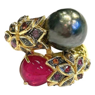 Bochic "Orient" Vintage Black Pearl & Ruby Ring Set In 18K Yellow Gold & Silver For Sale