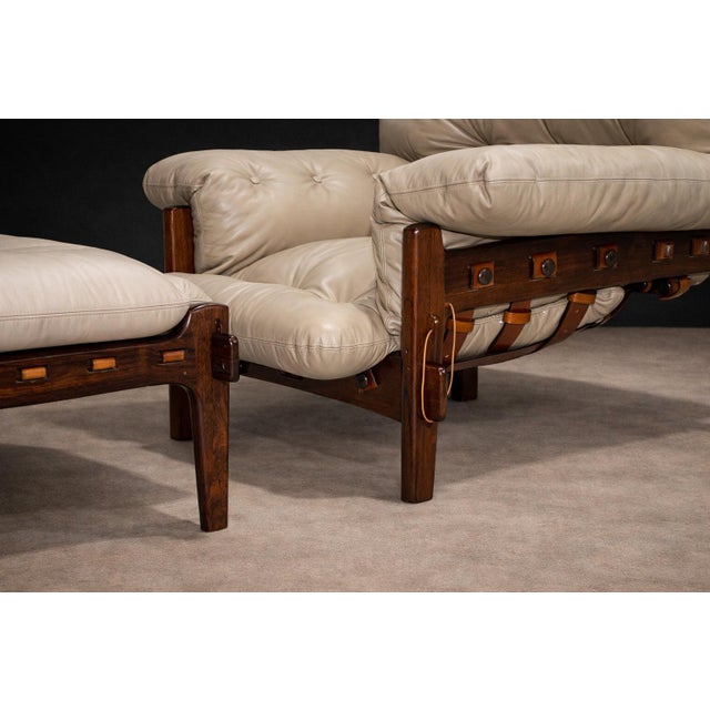 Mid-Century Modern “Moleca” Lounge Chair with Ottoman in Rosewood & Leather, Sergio Rodrigues, 1963, Brazil - Lot 214-346 For Sale - Image 3 of 17