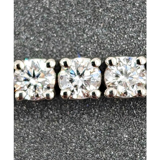 6.68 Ct Diamond Tennis Bracelet For Sale - Image 4 of 8