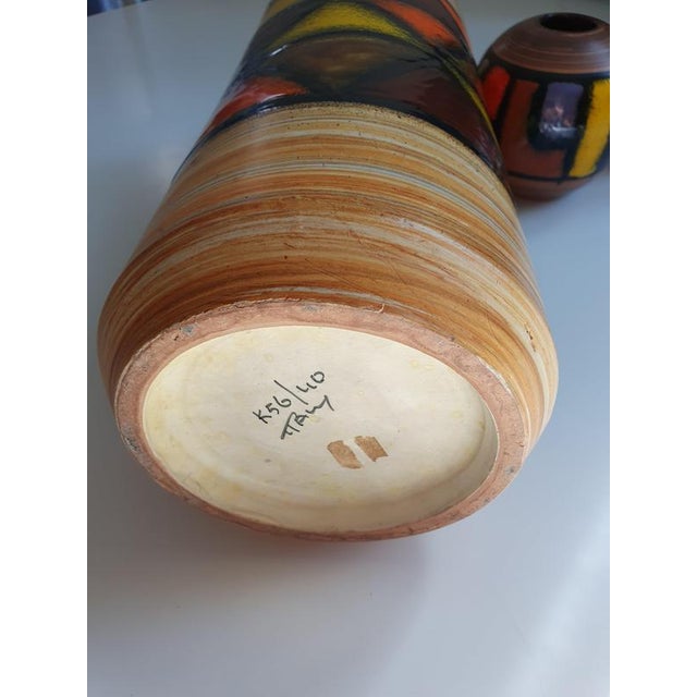 Mid-Century Black, Blue, Orange and Yellow Vetrata Vases and Bowls by Aldo Londi for Bitossi, Italy, Set of 16 For Sale - Image 16 of 18