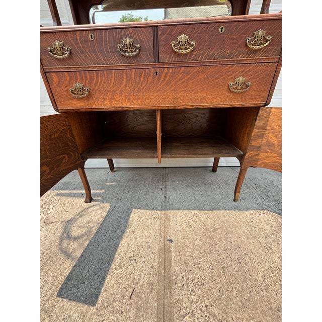 Antique Arts & Crafts Dressing Cabinet, Quarter Sawn Oak Vanity Dresser, Mission Oak Cabinet With Mirror, Tiger Oak Furniture For Sale - Image 9 of 12